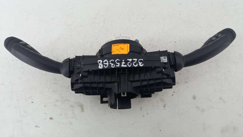 Підрульовий блок Volvo XC40 2017-2020 32275368