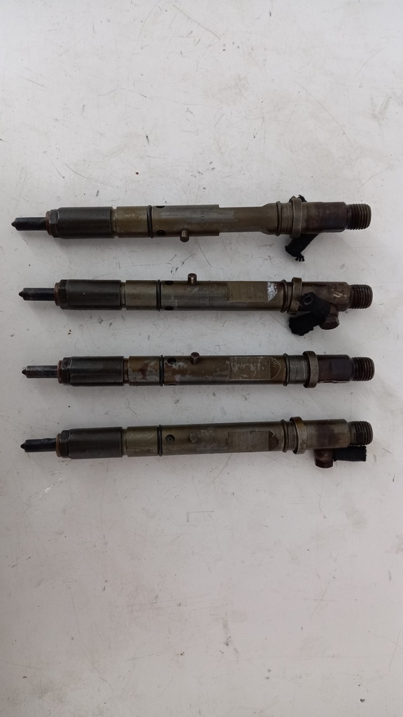 Форсунки Audi A6 C5 2.5 TDI 2004  059130201B