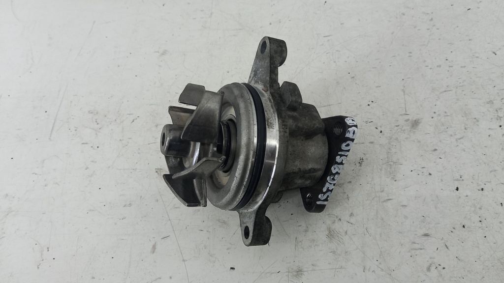 Водяный насос Ford Focus 2 1.8i 16V 2004-2011  1S7G8501BB