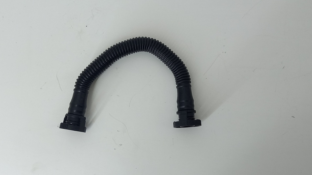 Патрубок картерних газів Volkswagen Passat B6 2005-2010 рр 06F103221F