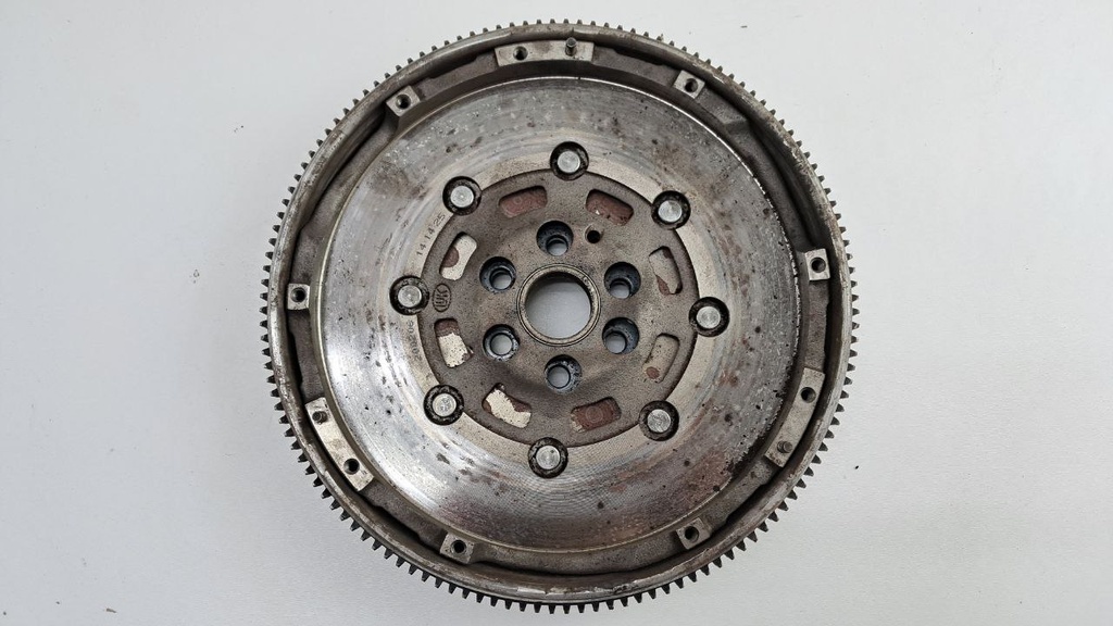 Маховик двигуна Volkswagen Golf 5 1.4 TFSI 03C105264