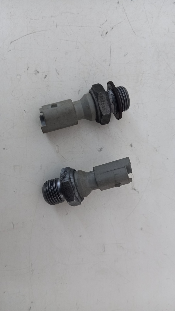 Датчик тиску масла Citroen 2.0 HDI 2002-2009 963299