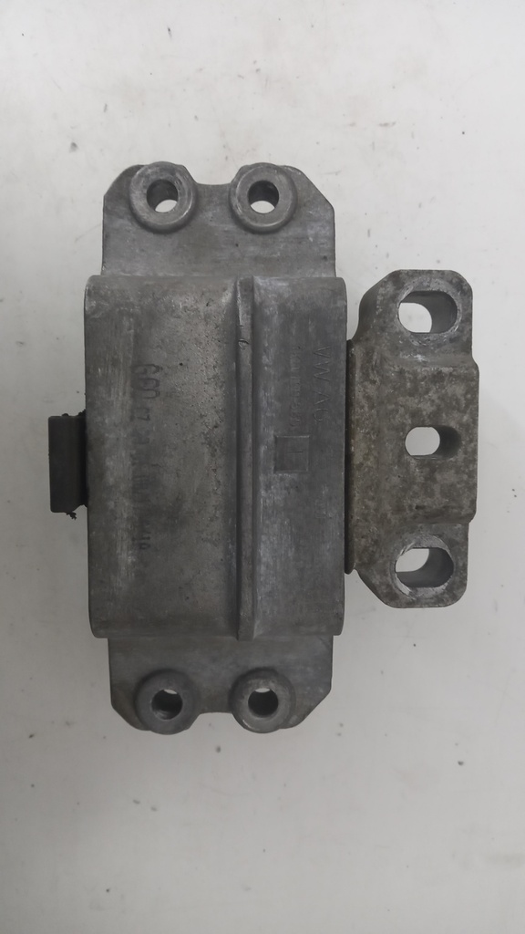 Подушка двигателя левая Volkswagen Golf 6 1.4 1.6 2008-2012 1K0199555L