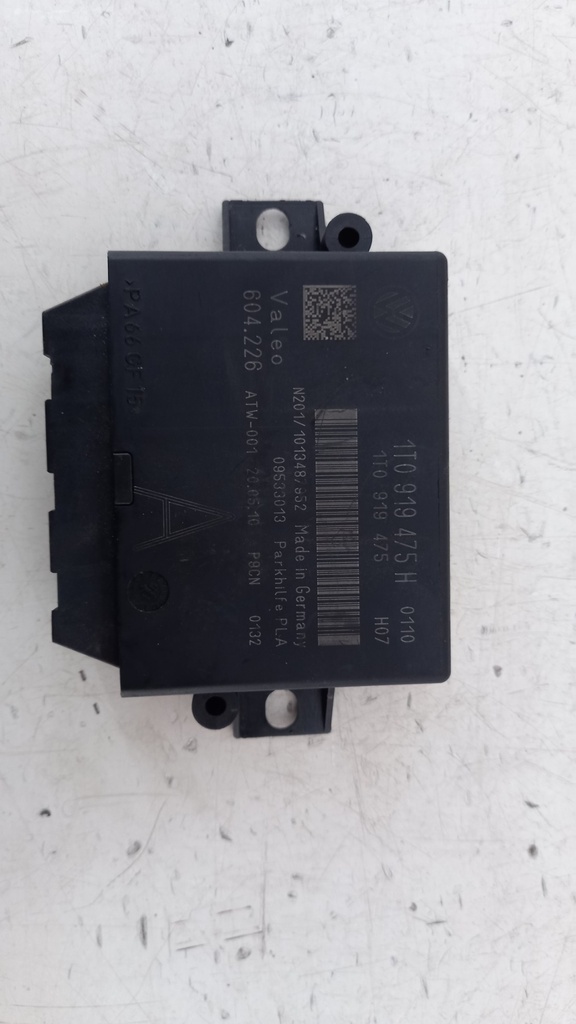 Блок управления парктрониками Volkswagen Tiguan 2007-2011  1T0919475L