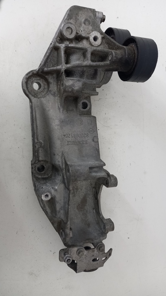 Кронштейн генератора Renault Master 2.0 dCI 2010-2019  8200881264