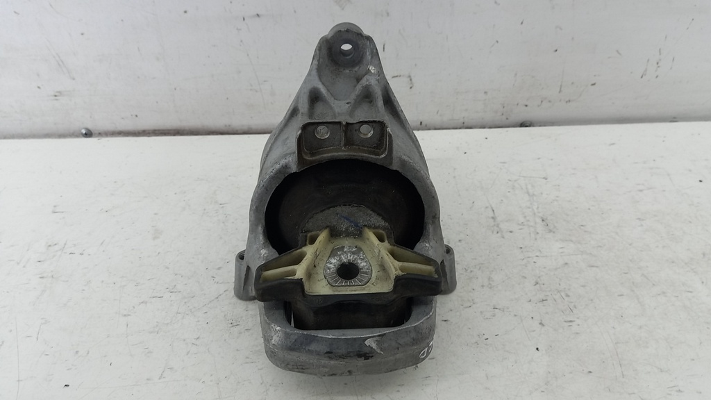Подушка двигуна права Audi A4 B9 1.4 TFSI 2016 8W0199372CD
