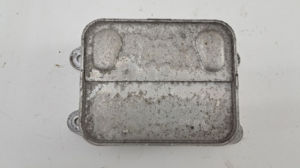 Радіатор масляний Volkswagen Golf 7 1.0 TSI 2016 04E117021L