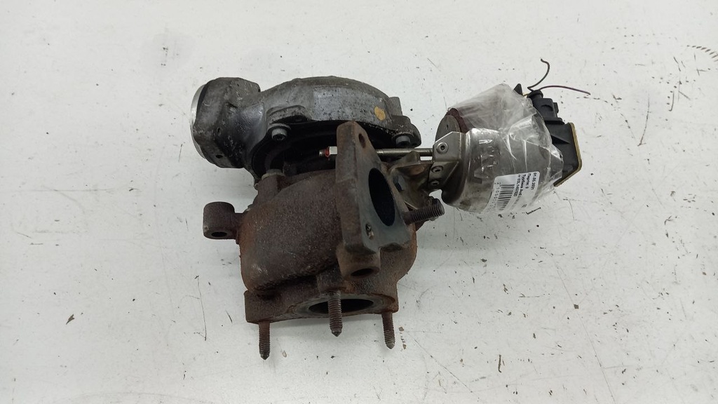 Турбіна Audi A4 B8 A5 2.0 TDI 2007-2015 03L145702D