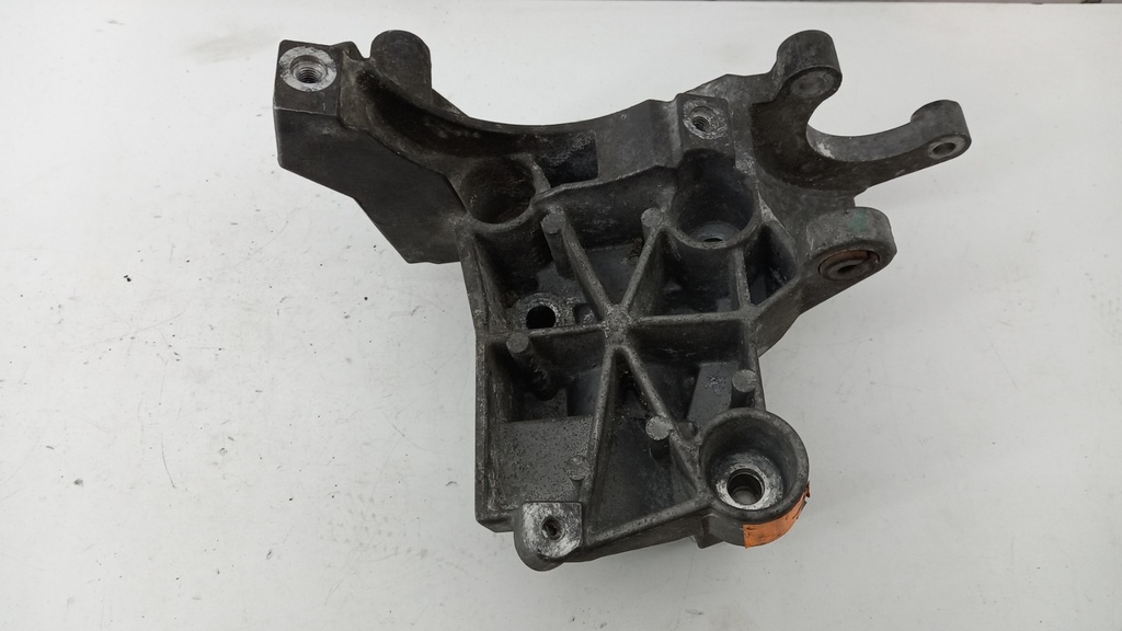 Кронштейн гідропідсилювача Audi A6 C6 2.4 2005-2011 рр 059145169P