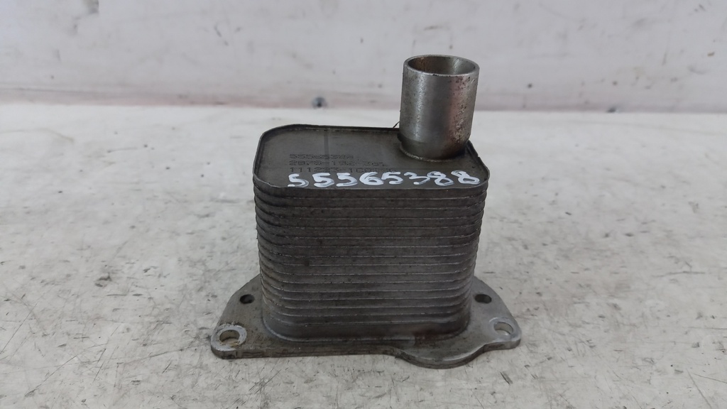 Радіатор масляний Opel Astra H 1.4 CRDI 2013 55565388