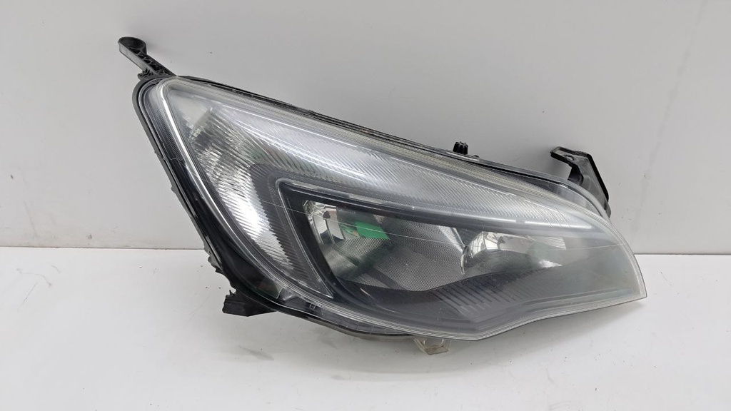Фара права Opel Astra J 2012 13297723