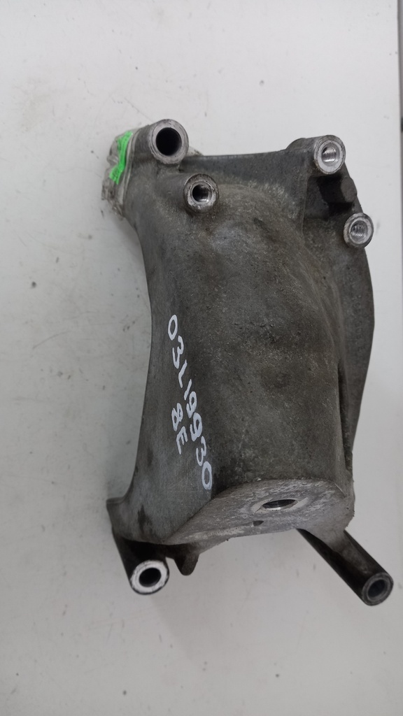 Кронштейн двигателя правый Volkswagen Amarok 2.0 2010  03L199308E