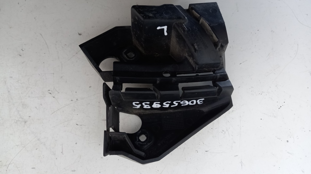 Кронштейн крепления фары Volvo C30 2006-2009 30655935