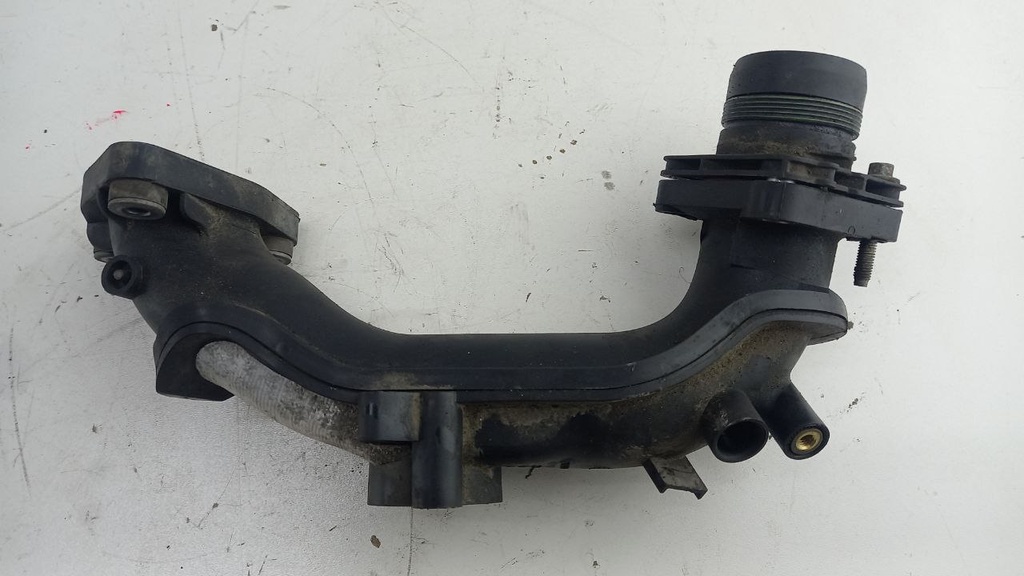 Патрубок турбины Peugeot Citroen 1.6 HDI 2010 гг 9674942380