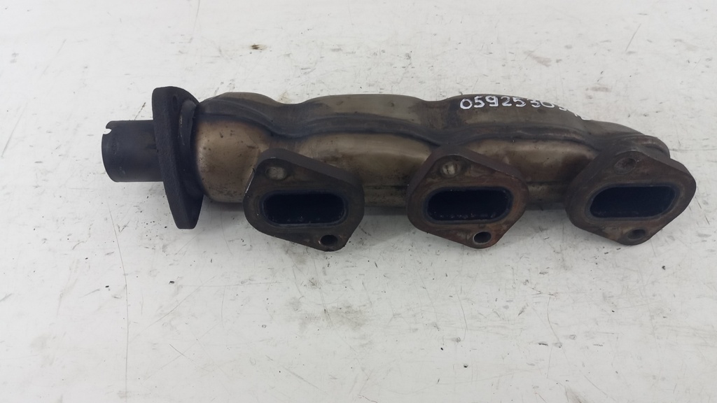 Колектор Audi A4 B8 2.7 3.0 TDI 2009 рр 059253034L