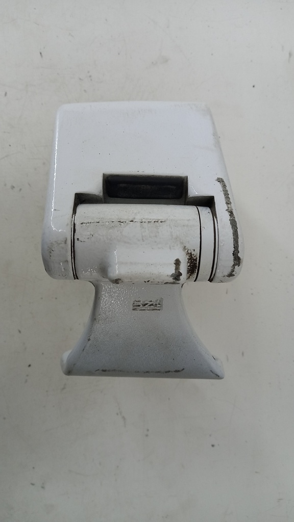 Петля кришки багажника ліва Mercedes Vito Viano A4477407600