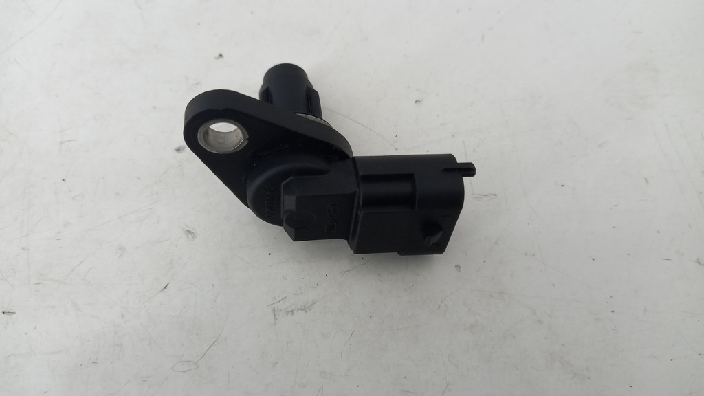Датчик положения распредвала Hyundai Kia 1.6 2011 393502B030