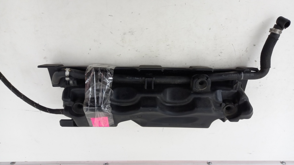 Сапун Volkswagen Passat B6 2.0 FSI 2005-2010 рр 06f129208c