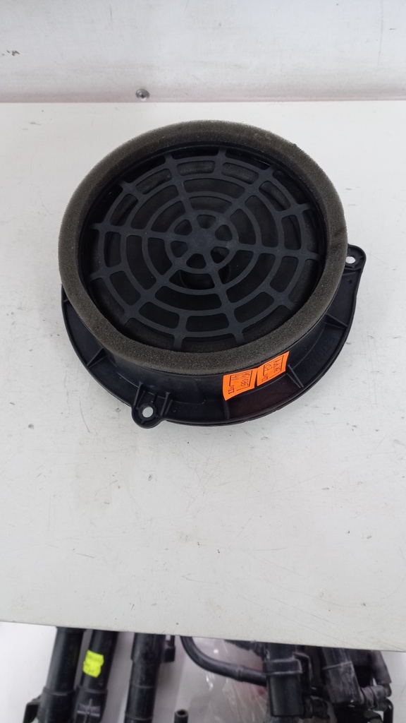 Динамік задніх лівих дверей Audi A6 C7 2012 4G1035411