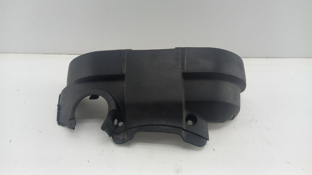 Крышка защита двигателя Volvo V50 S40 Mondeo 2.5T 2010 30650892