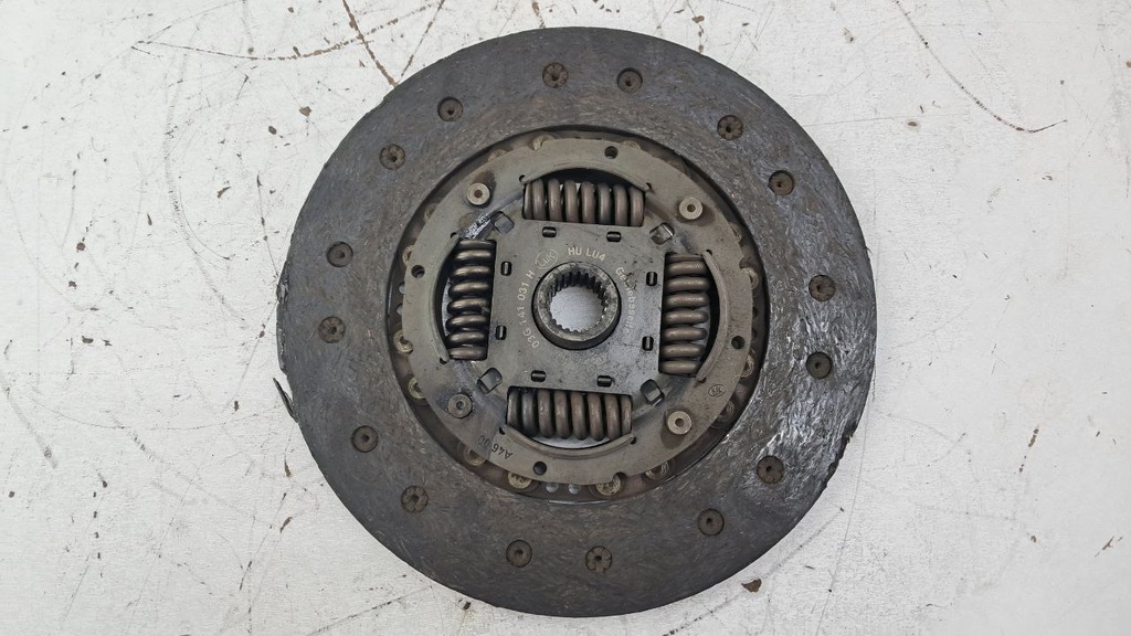 Диск сцепления Audi A6 C6 2.0 TDI 2004-2011  03G141031H