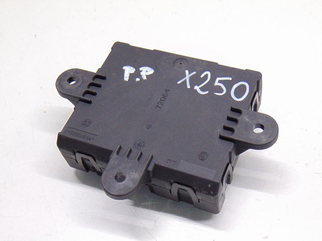 Блок управления двери Jaguar XF CC9 2007-2011  AH2214D618AC