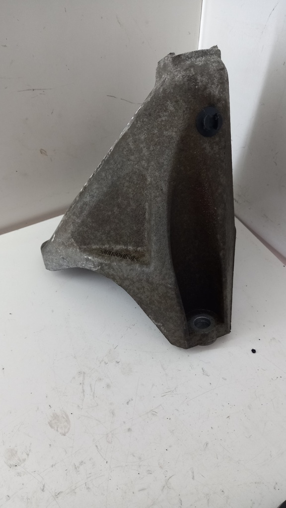 Кронштейн двигуна лівий Audi A8 D3 4E 4.2 2002-2010 рр 4E0199307AR