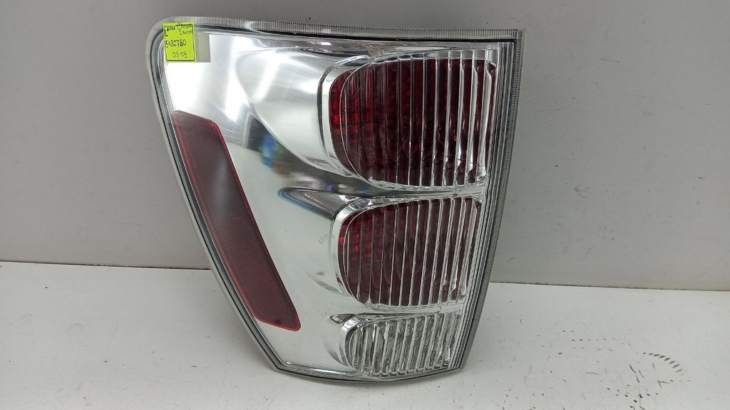 Фонарь задний левый Chevrolete Equinox LT L 2005-2009 5480780
