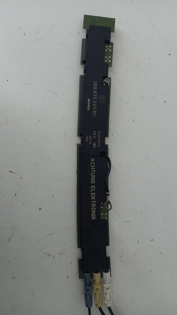 Підсилювач антени Volkswagen Phaeton 3.0 TDI 2012 3D0035225BC