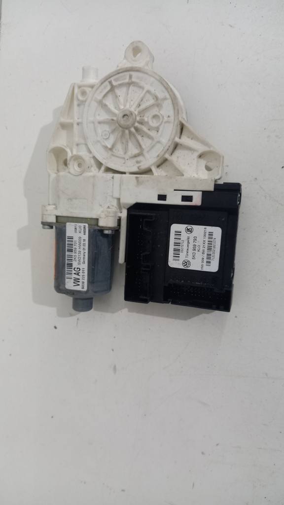 Моторчик стеклоподъемника Volkswagen Caddy IV 2016  2K5959701