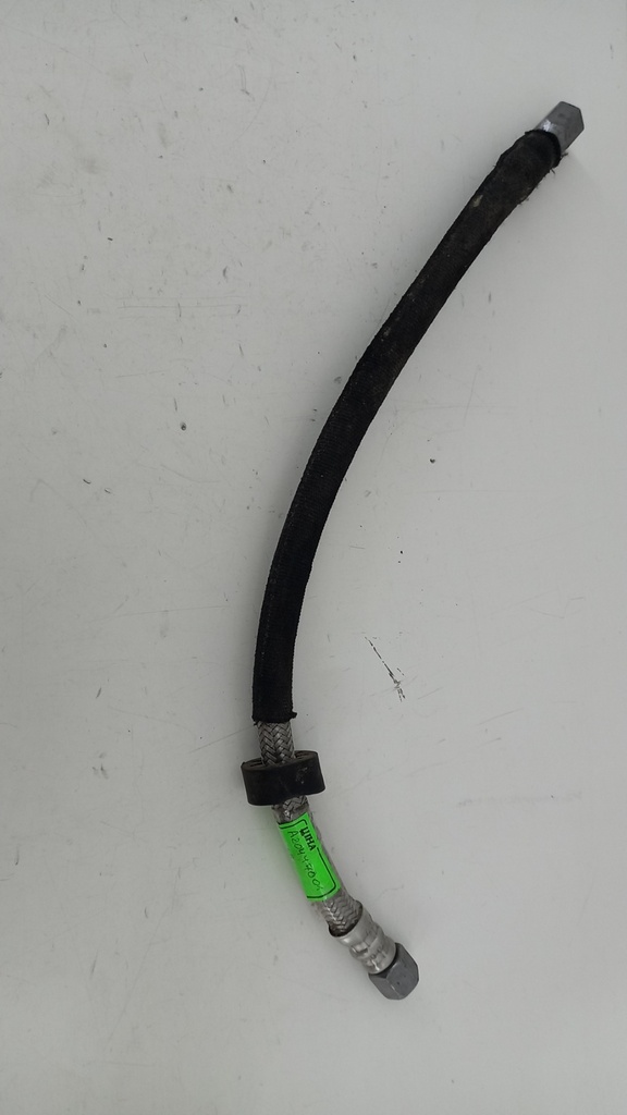 Трубка топливная Mercedes W204 W212 3.0 2009-2016 гг A2044700175