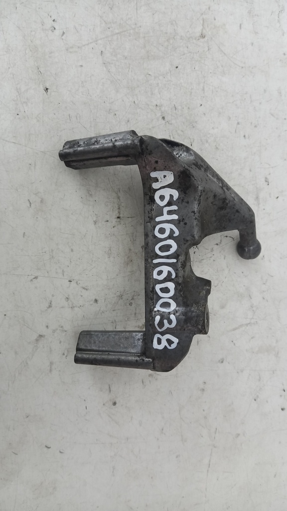 Кронштейн Mercedes-Benz W204 2007-2015 рр. A6460160038