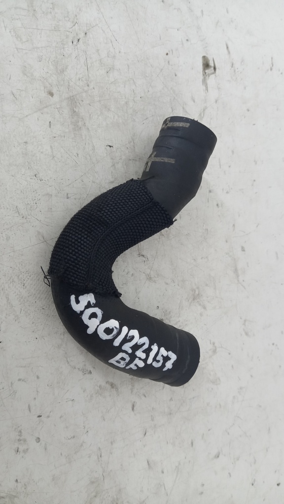 Патрубок системи охолодження Volkswagen Golf 7 2.0 TDI 2015 рр 5Q0122157BF