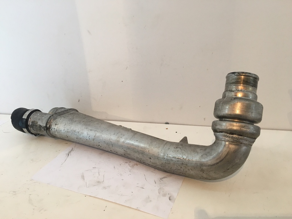 Патрубок интеркулера Volkswagen Phaeton 3.0TDI 2012 гг 3D0145840T