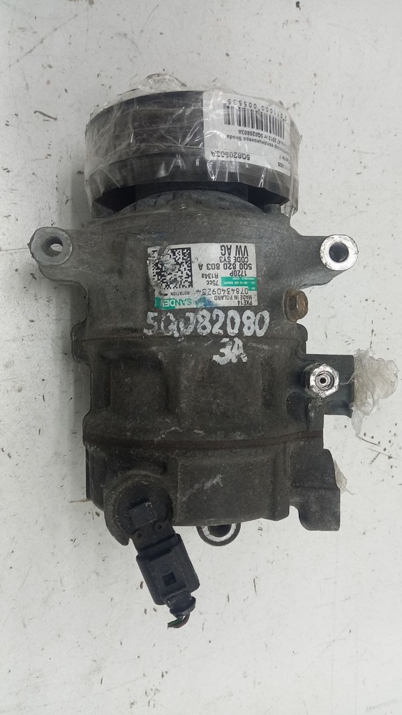 Компрессор кондиционера Skoda Octavia A7 2013 5Q820803A