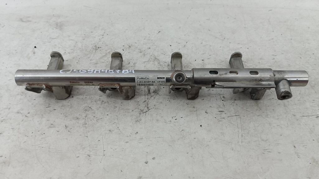 Паливна рампа Ford Fiesta Escape 1.6 EcoBoost 2012 рр. CJ5G9H487BA