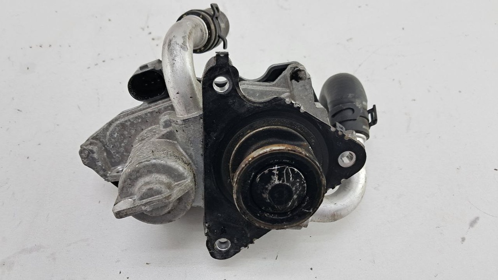 Клапан EGR Volkswagen Passat B6 Audi 1.6 2.0 TDI 2015 04L131501S