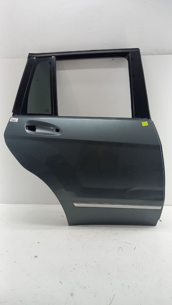 Двері задні права Mercedes GLK X204 2012-2015 A2047301400 (A2047321010)