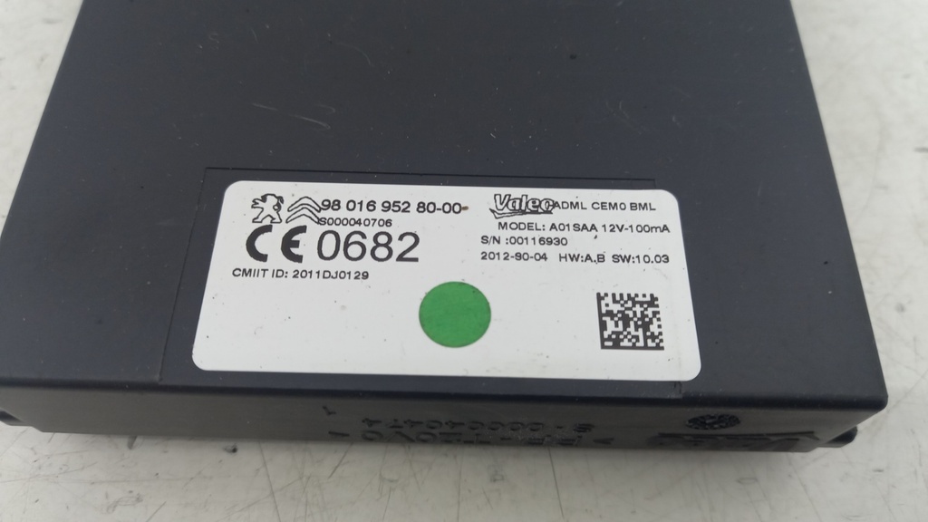 Блок управления парктрониками Peugeot 508 2.0 HDI 2012  9801695280