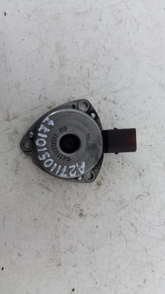 Клапан фаз газорозподілу Mercedes W203 W211 1.8 CDI 2011 A27110510177