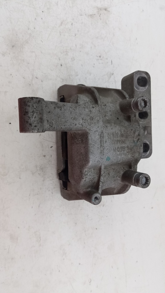 Подушка двигателя правая Volkswagen Tiguan 2.0 TDI 2014 5N0199262L