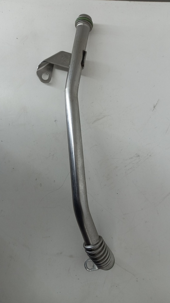 Трубка масляна Audi A4 A5 2.7 3.0 TDI 2007-2015 рр 059735AH