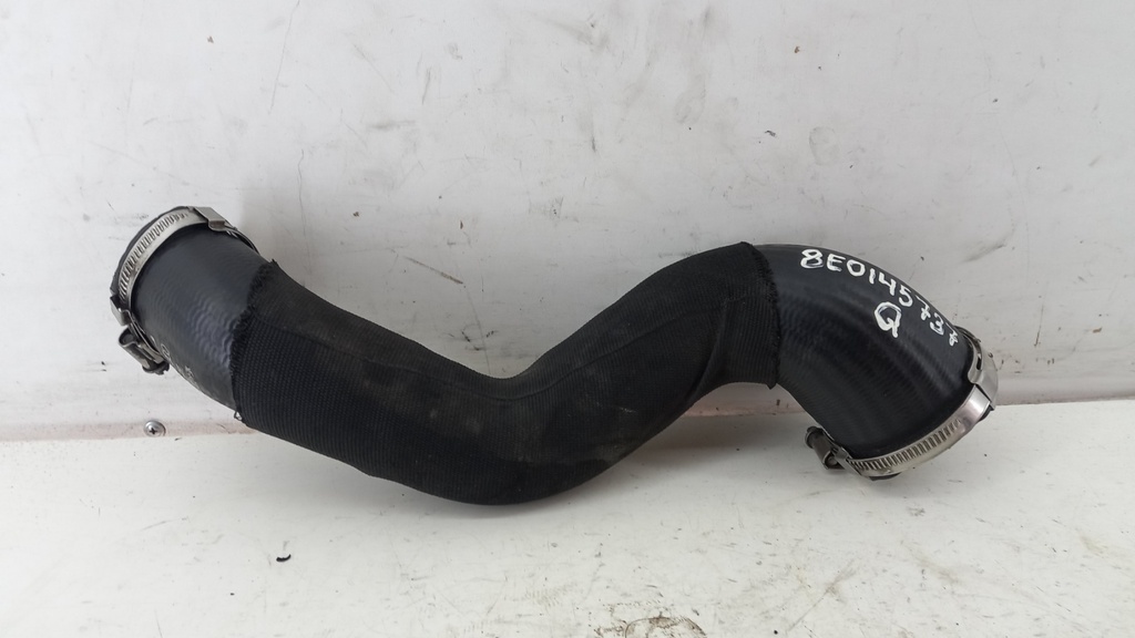 Патрубок интеркулера  Audi A4 B7 2.0 TFSI 2007 гг 8E0145737Q
