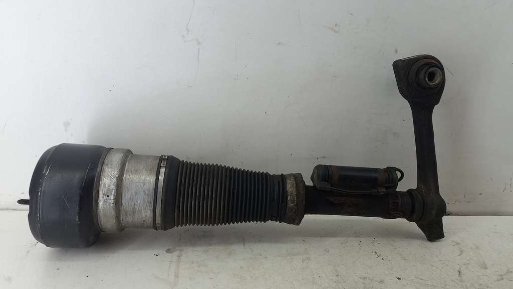 Амортизатор передній правий Mercedes S-klasse W221 2005-2013 C086105