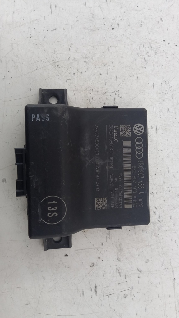 Блок управления Audi A4 A5 Q5 2.0 TDI 2007-2015  8R0907468A