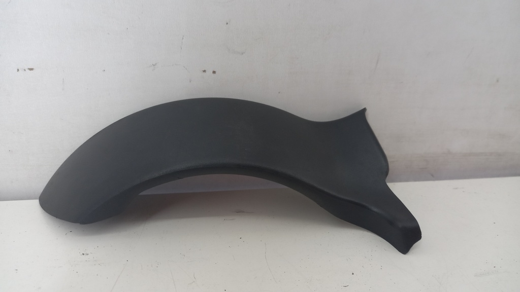 Накладка петли багажника левая Audi A6 C7 2013-2018  4G9827279