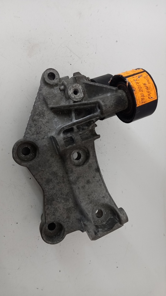 Кронштейн генератора Renault Megane 1.6dCi 2009-2016  117102017R