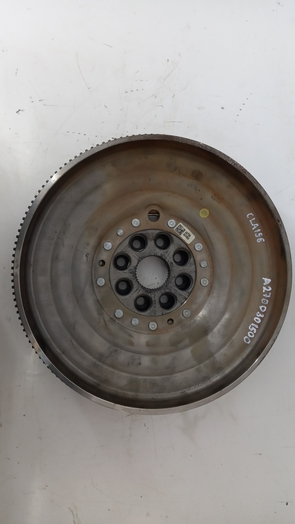 Маховик двигателя Mercedes W117 W246 1.6 2014 гг A2700301500