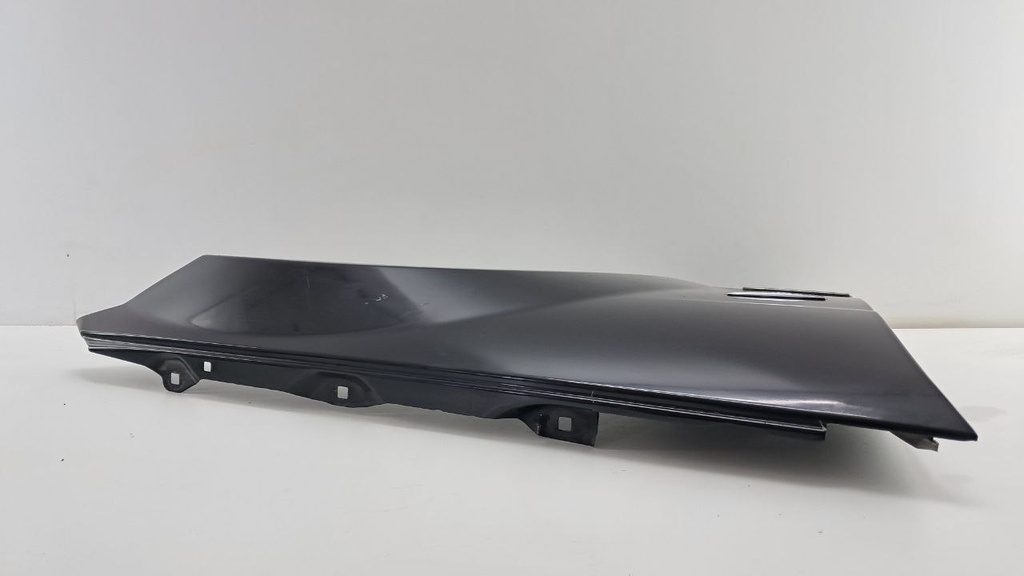 Крыло правое Mercedes W204 2011 A2048811001