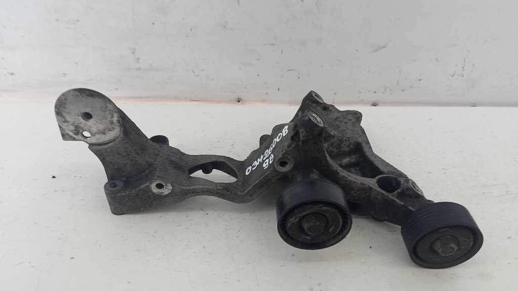 Кронштейн генератора Volkswagen Passat B6 CC 3.6 2012  03H260089B